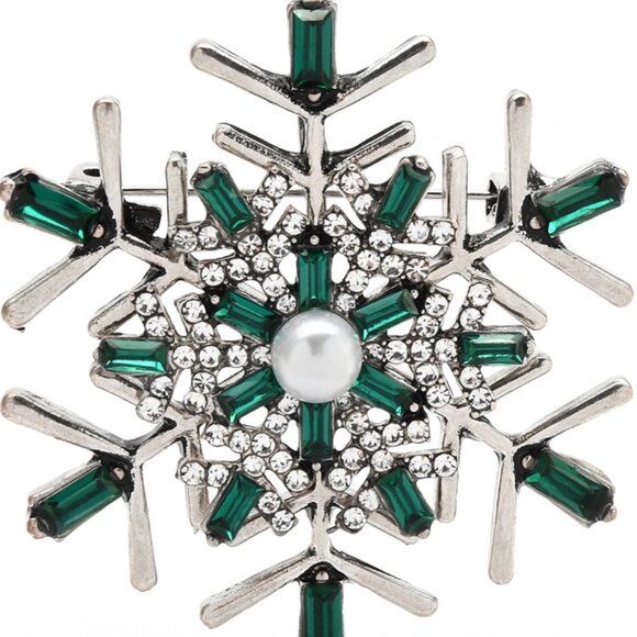 Snowflake Shaped Brooch - Picture 1 of 2